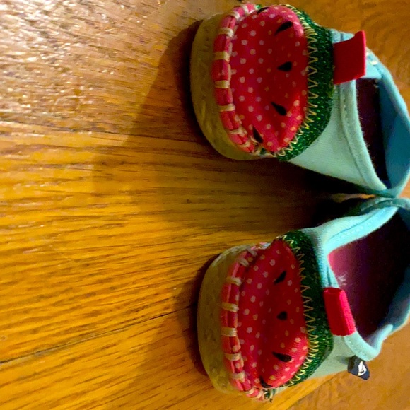 Super cute watermelon little girl Sperry’s - Picture 1 of 3